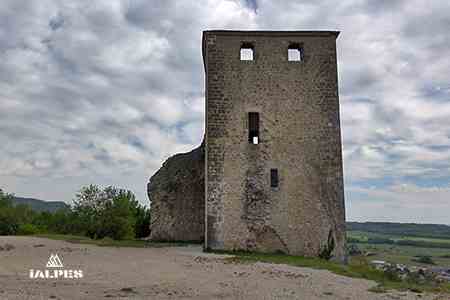 Château de Saint-Denis-en-Bugey, Ain