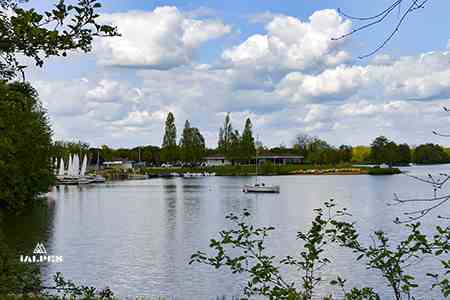 Camping la Plaine Tonique, Ain