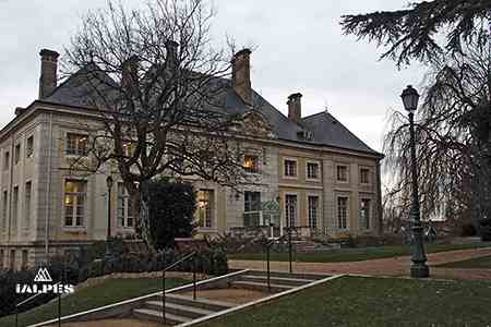Belley, Palais épiscopal