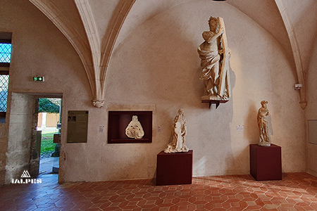 Monastère de Brou, salle du réfectoire.