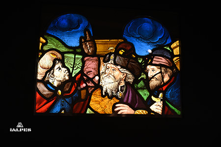 Monastère de Brou. Vitrail, Départ des mages pour Bethléem.